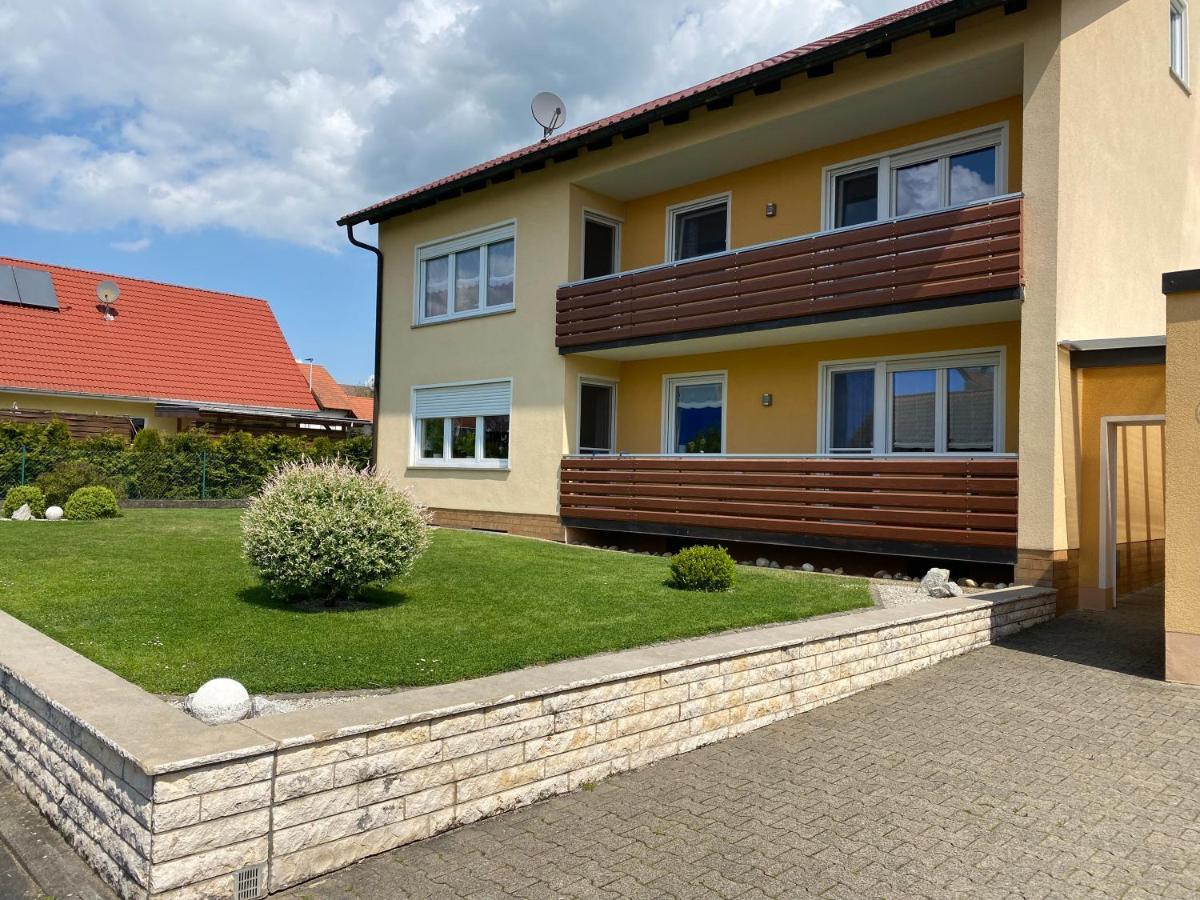 Tolle Ferienwohnung in Löffelsterz Schonungen Exterior foto