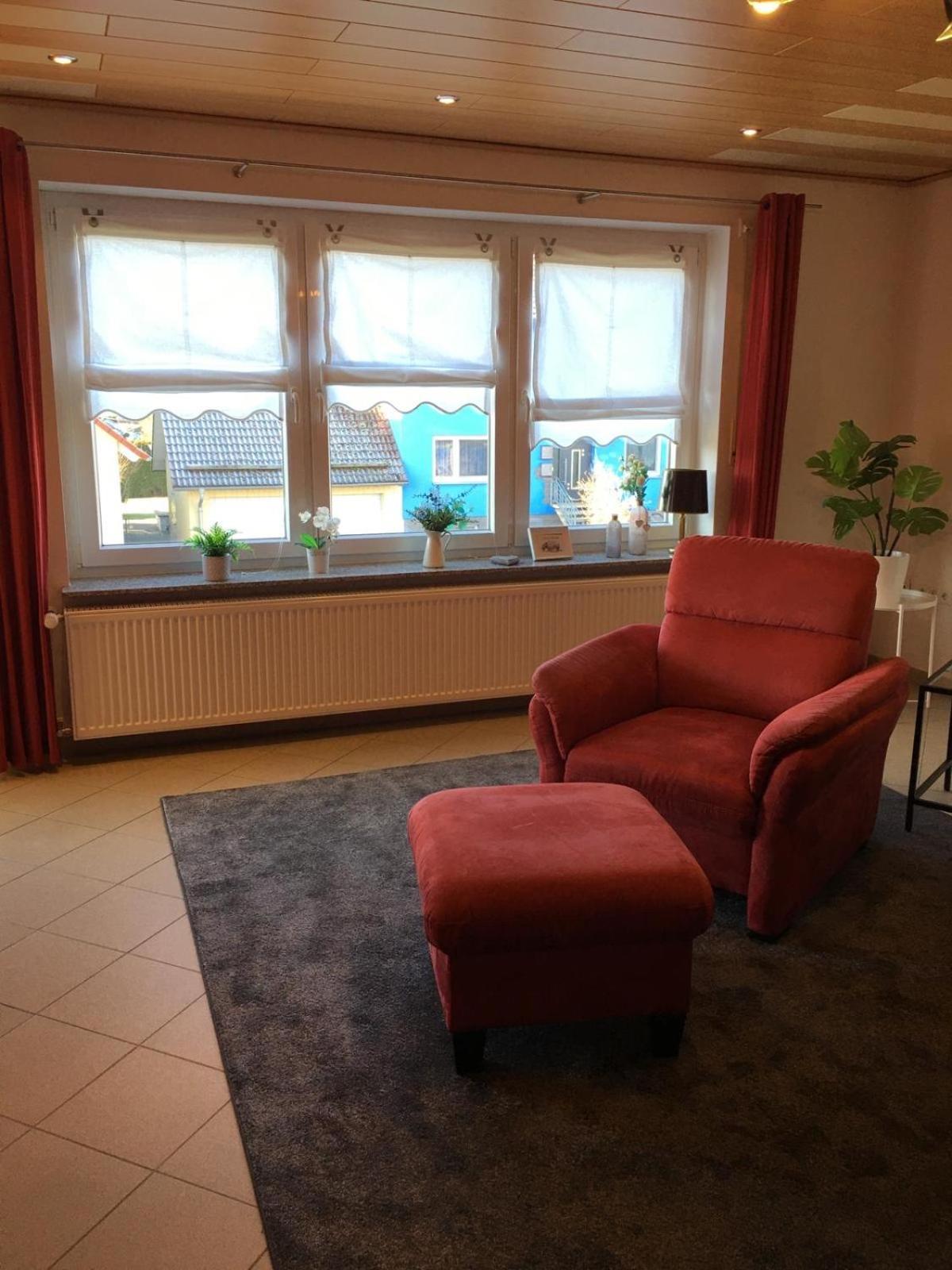 Tolle Ferienwohnung in Löffelsterz Schonungen Exterior foto